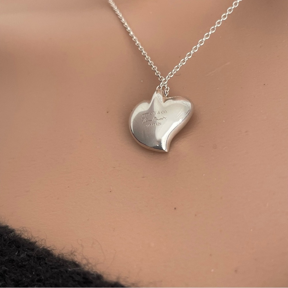 ⭐️COA⭐️TIFFANY & Co Silver 925 Elsa Peretti full Heart Necklace W/Box💯Authentic - Picture 3 of 7